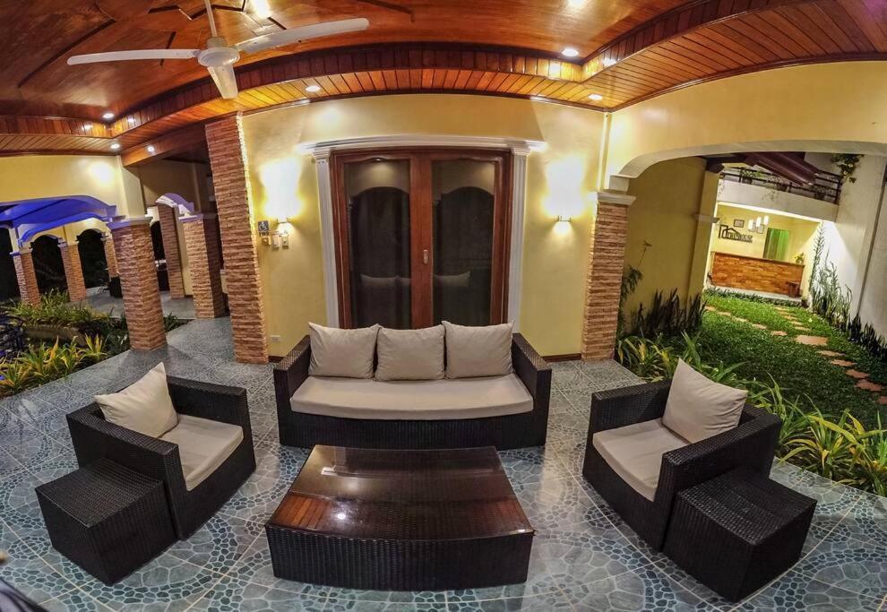 Twin House Villa Coron Luaran gambar